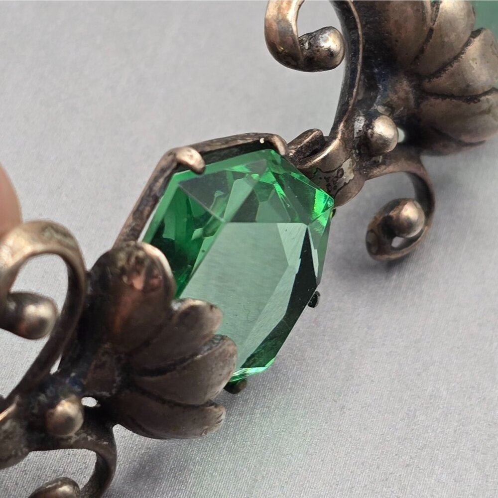 Art Nouveau Sterling Silver Demi-Parure Green Glass Floral Bracelet Earrings - Picture 10 of 16